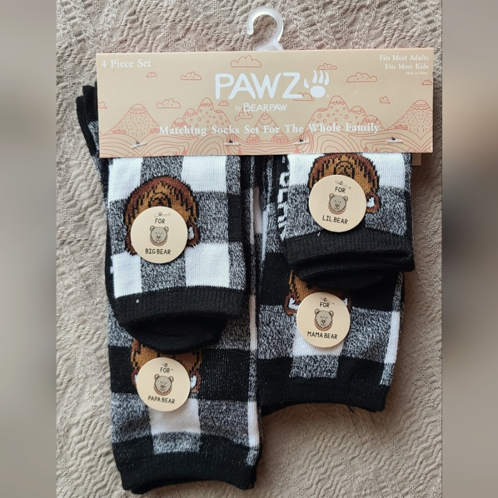 BearPaw Socks Family Set of 4 Black and White Checker Brown Bear